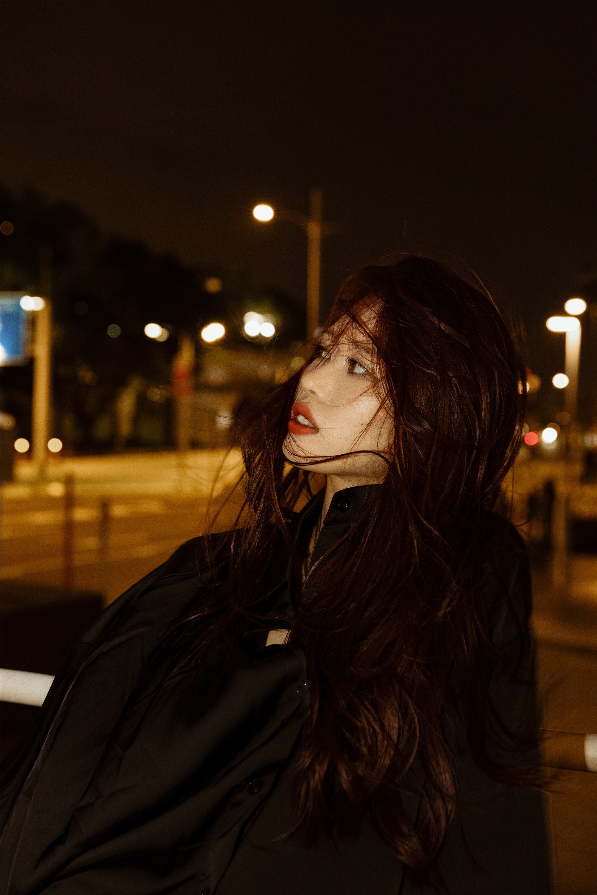 YITUYU艺图语 2025.01.28 香港的夜 Chenaling_CL